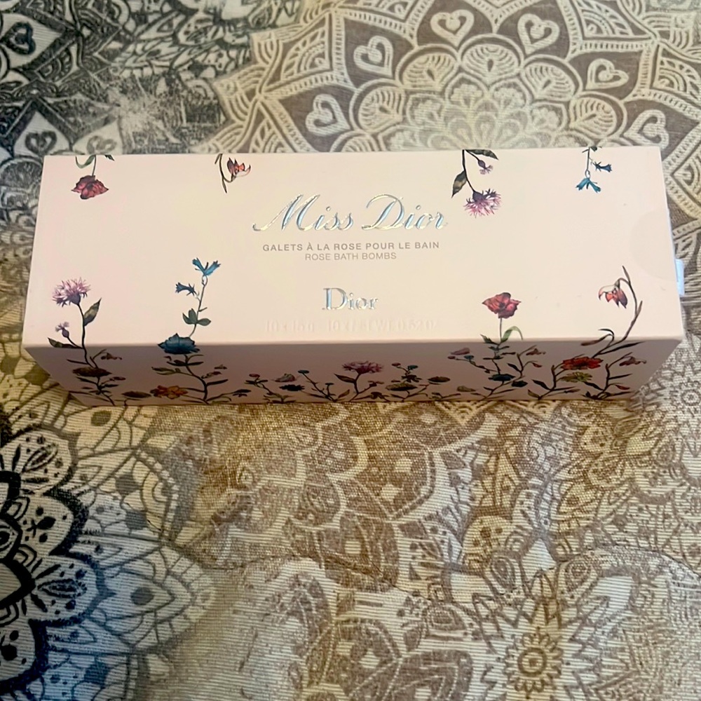 Miss Dior rose bath bombs